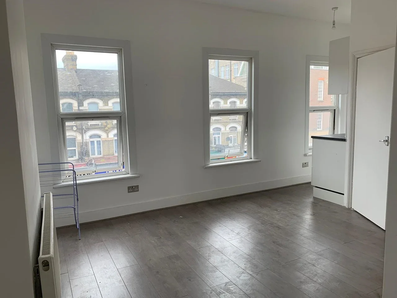 Flat Cranbrook Road in Greater London
