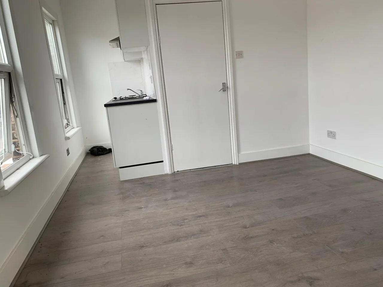 Flat Cranbrook Road in Greater London