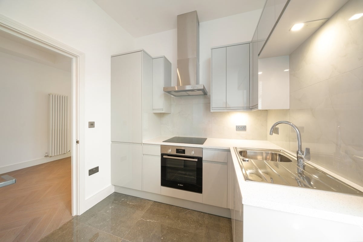 Flat Garway Road in City of Westminster