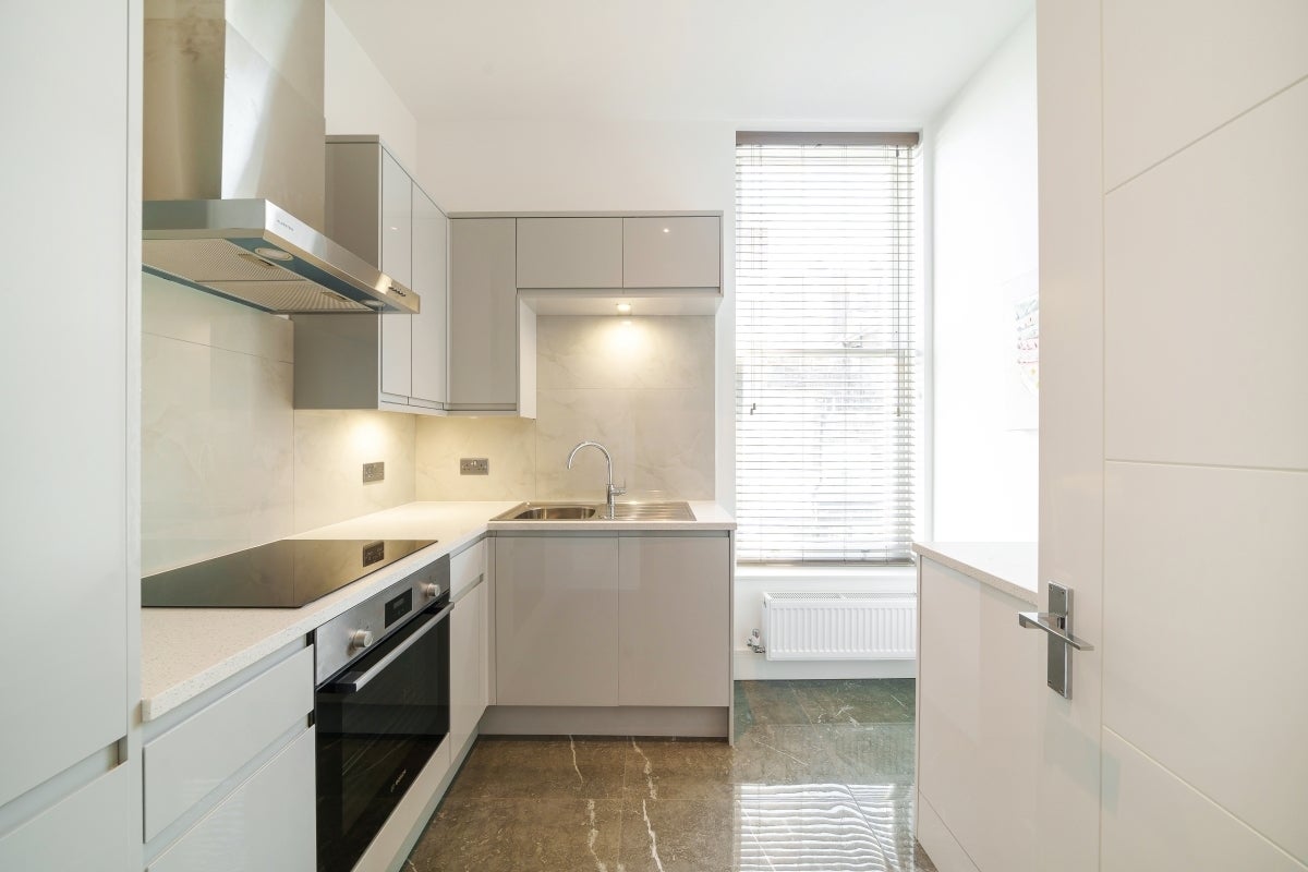 Flat Garway Road in City of Westminster