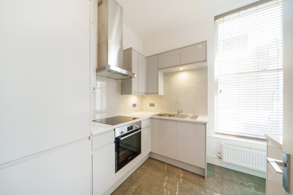 Flat Garway Road in City of Westminster