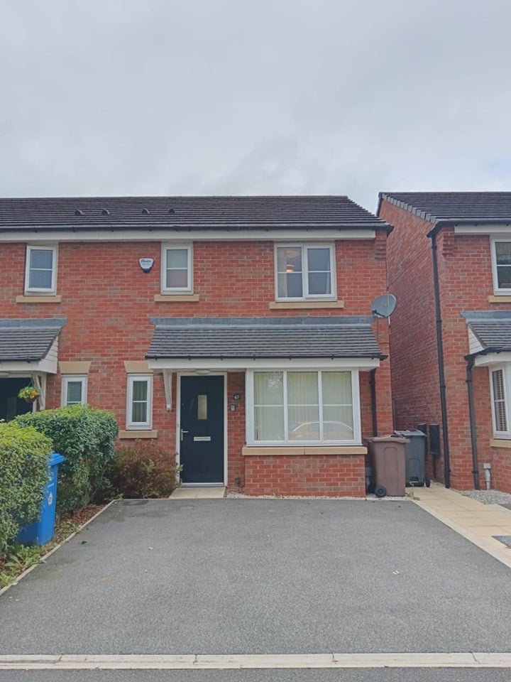 House Chichester Lane in Salford