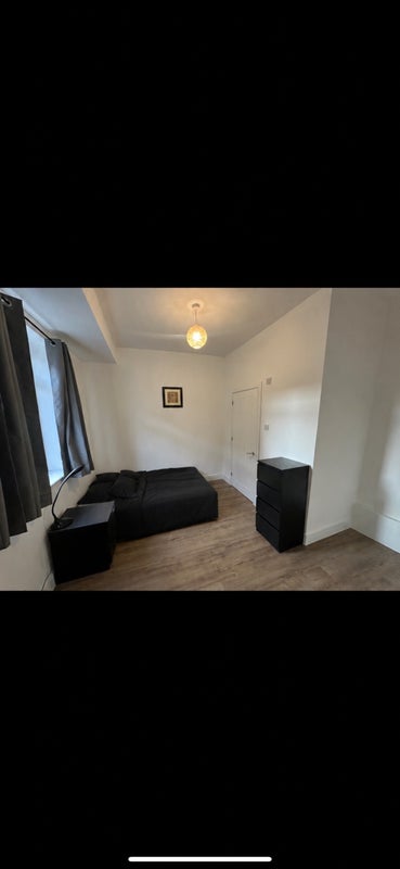 Room Plungington Road in Preston