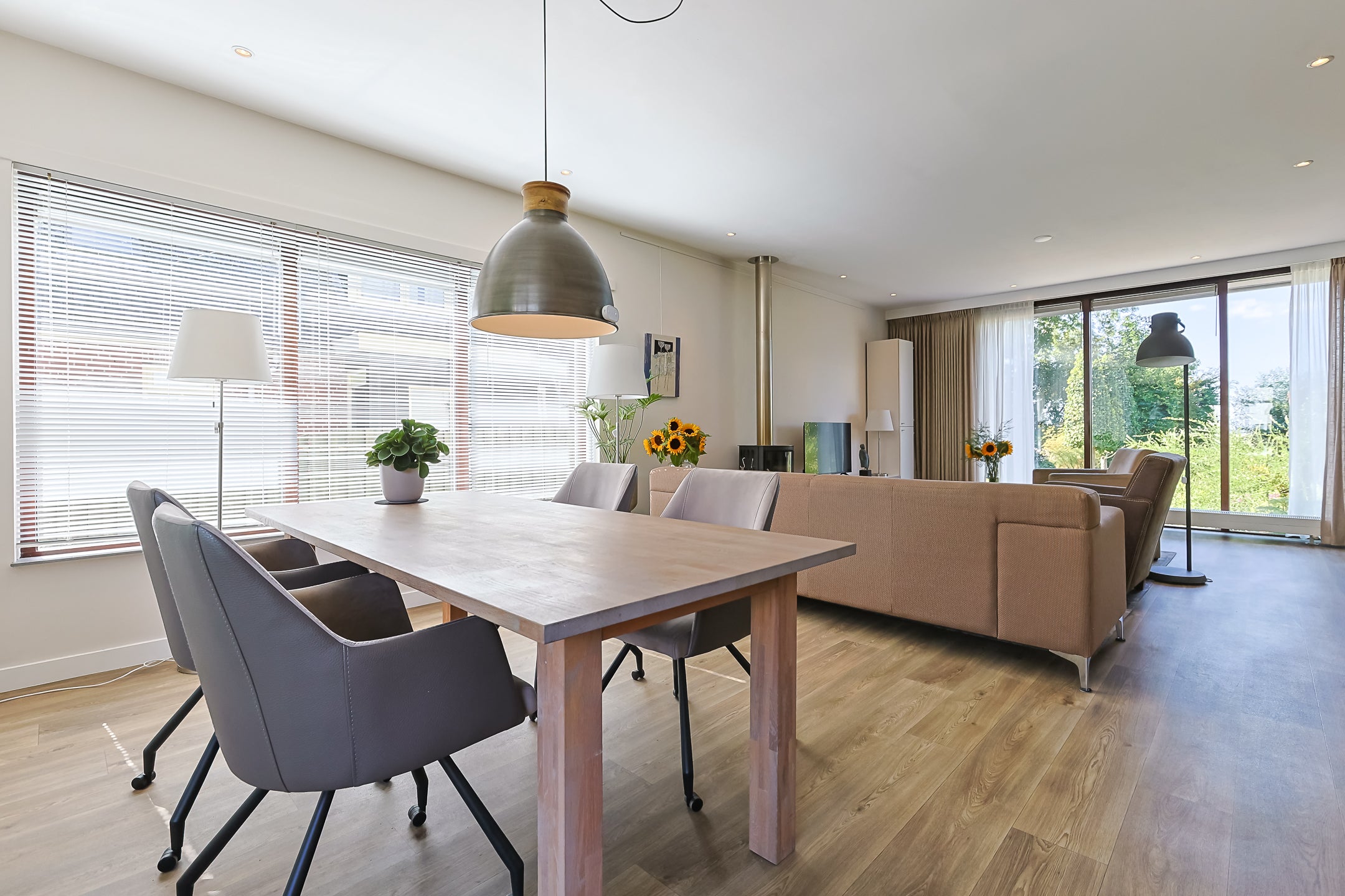 Vrijstaande woning te koop: Noordeinde 86, Aarlanderveen