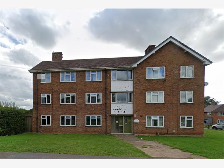 Flat Somerset Road in Stafford