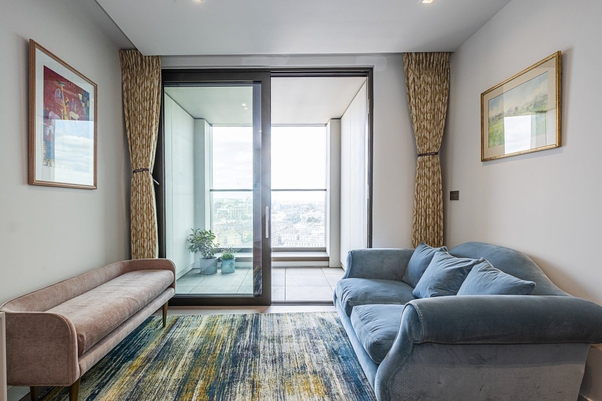 Flat Newcastle Place in City of Westminster