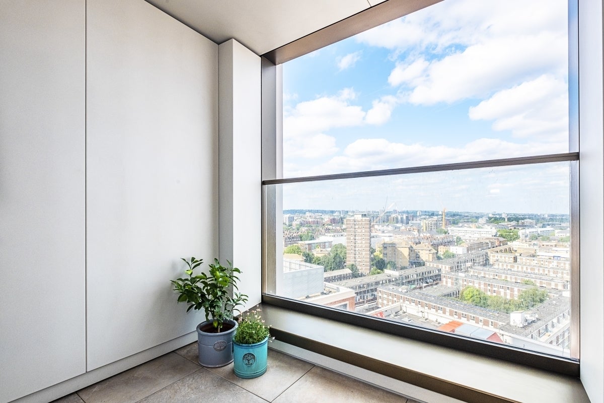 Flat Newcastle Place in City of Westminster