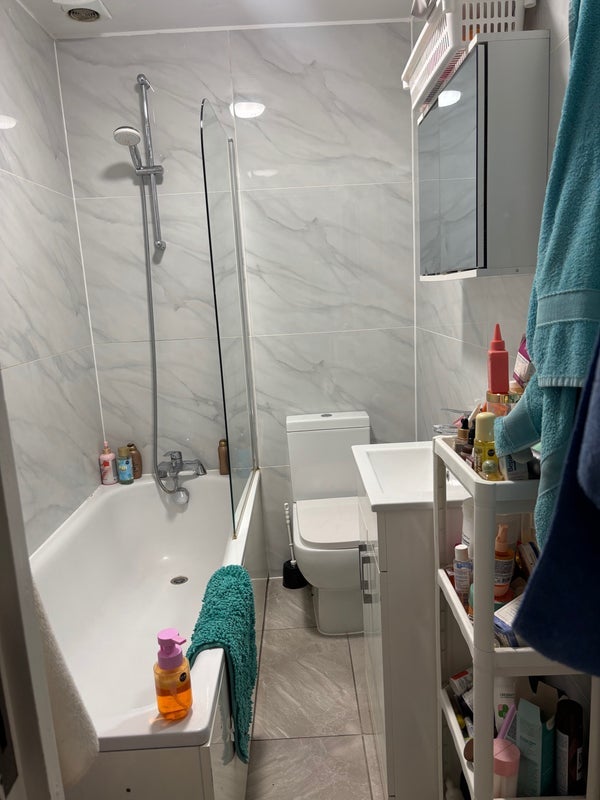 Room Hornsey Road in Greater London