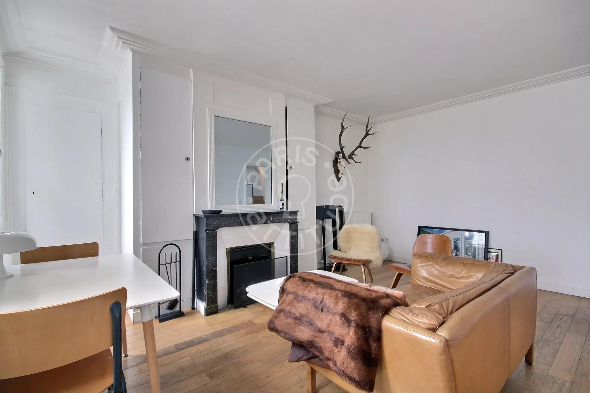 Appartement Rue de Bourgogne à Paris