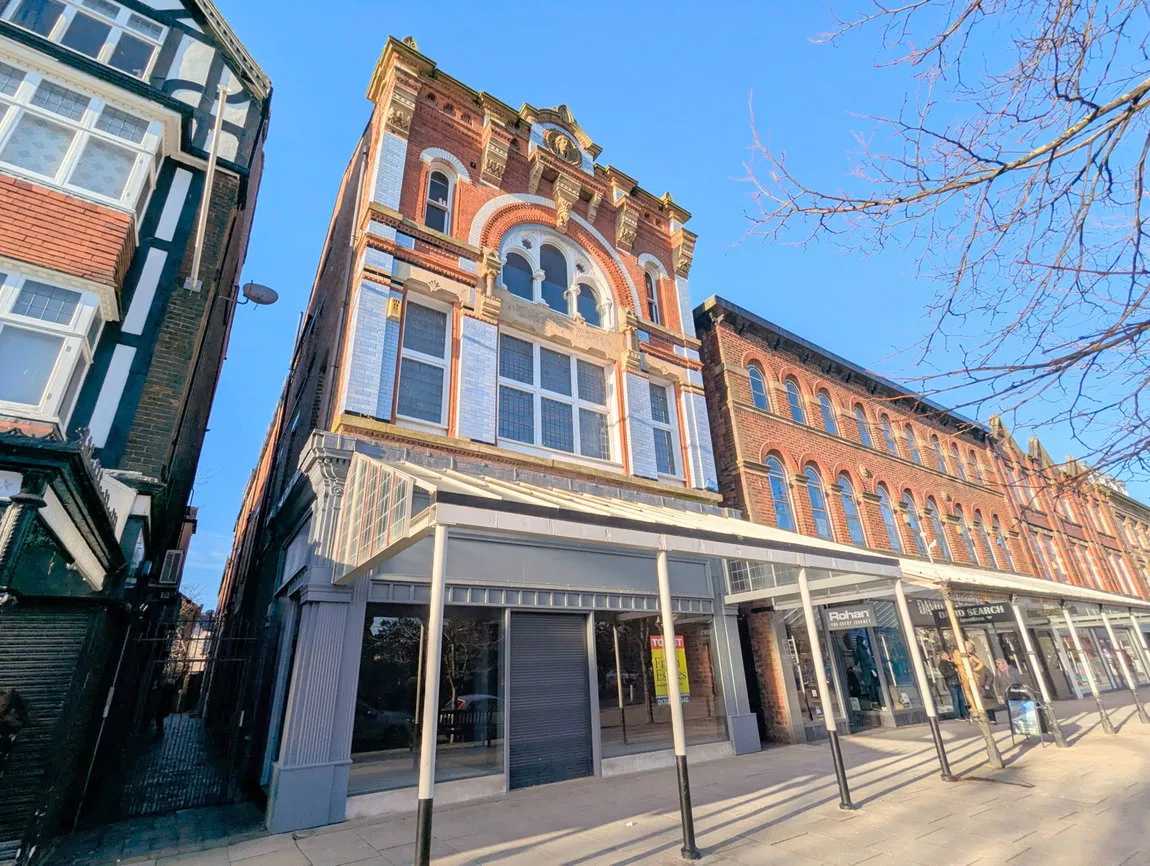 Flat Lord Street in Southport