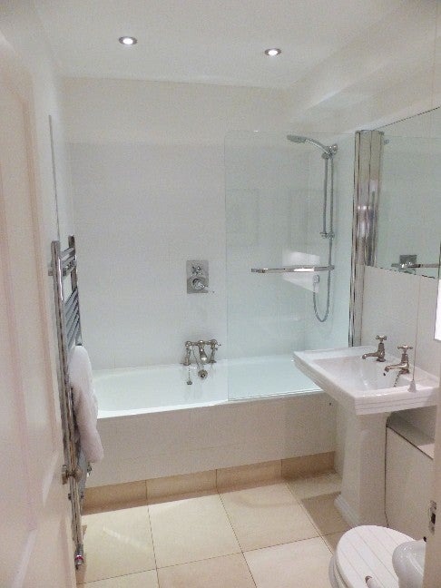 Flat Grosvenor Avenue in Greater London