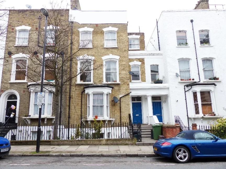 Flat Grosvenor Avenue in Greater London