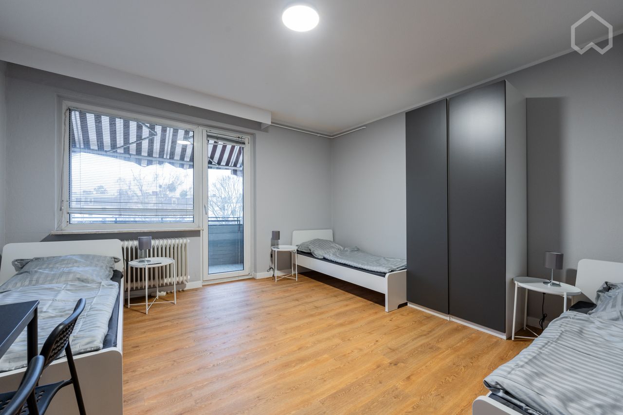 Wohnung Friedrichshaller Straße in Berlin