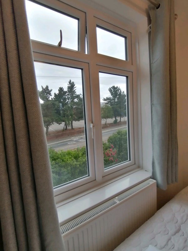 Room Southmead Road in Bristol