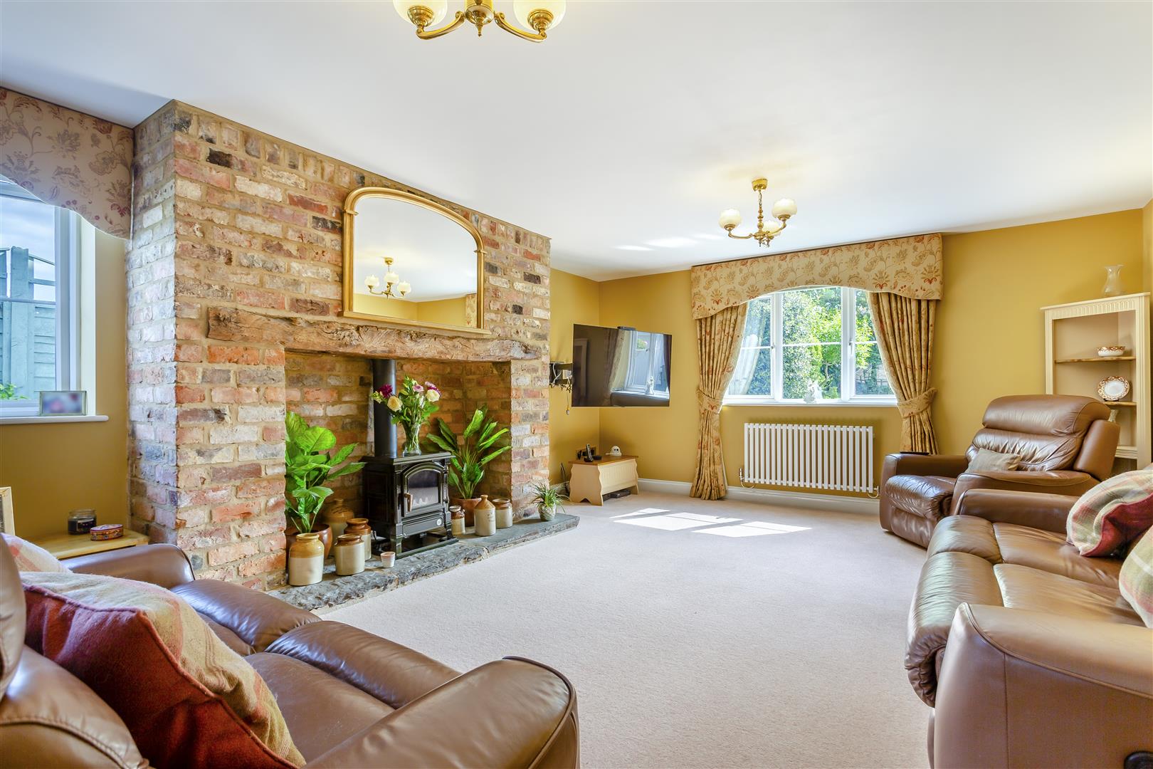 House Parton Road in Tewkesbury