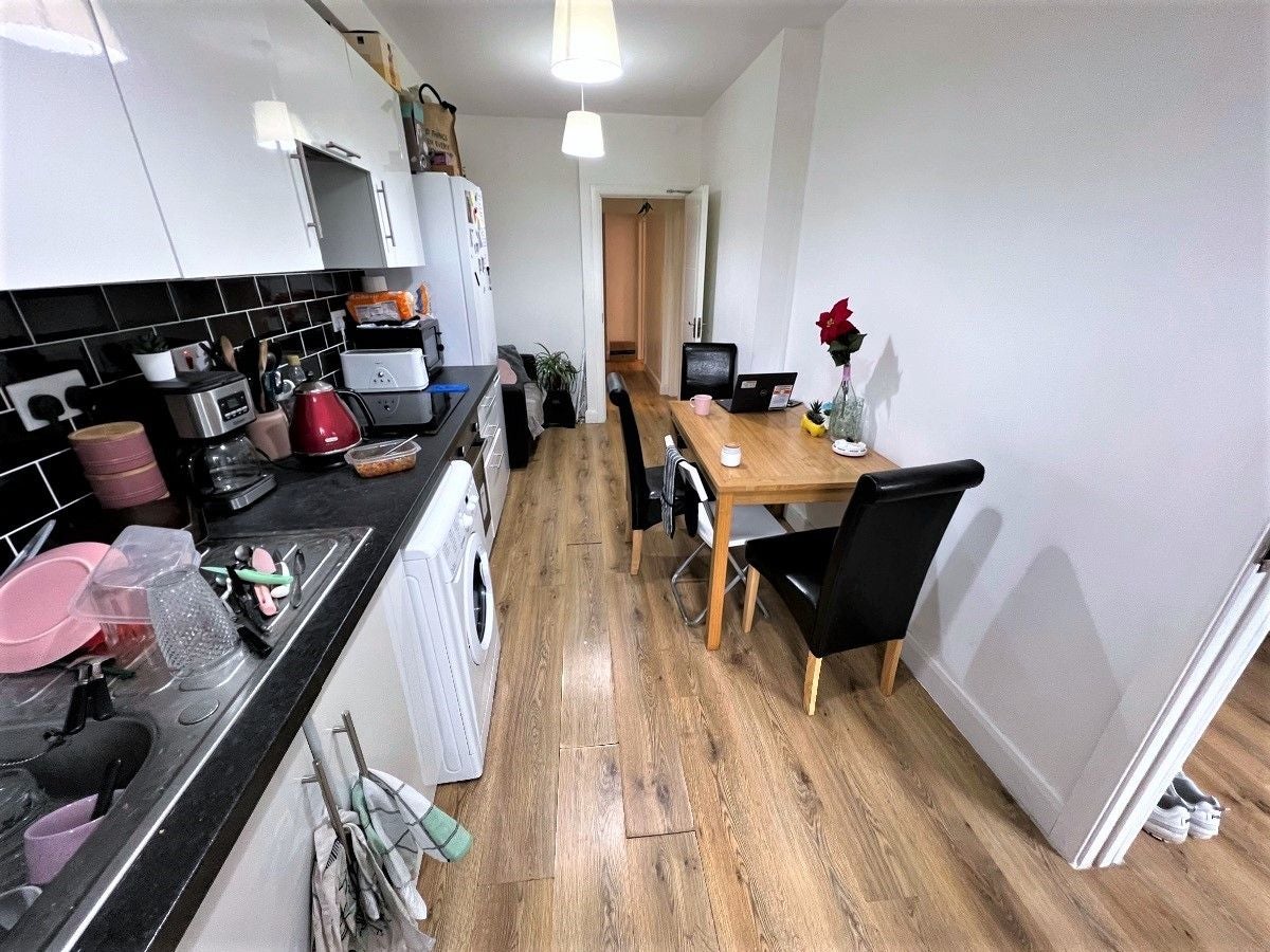 House Watford Way in Greater London