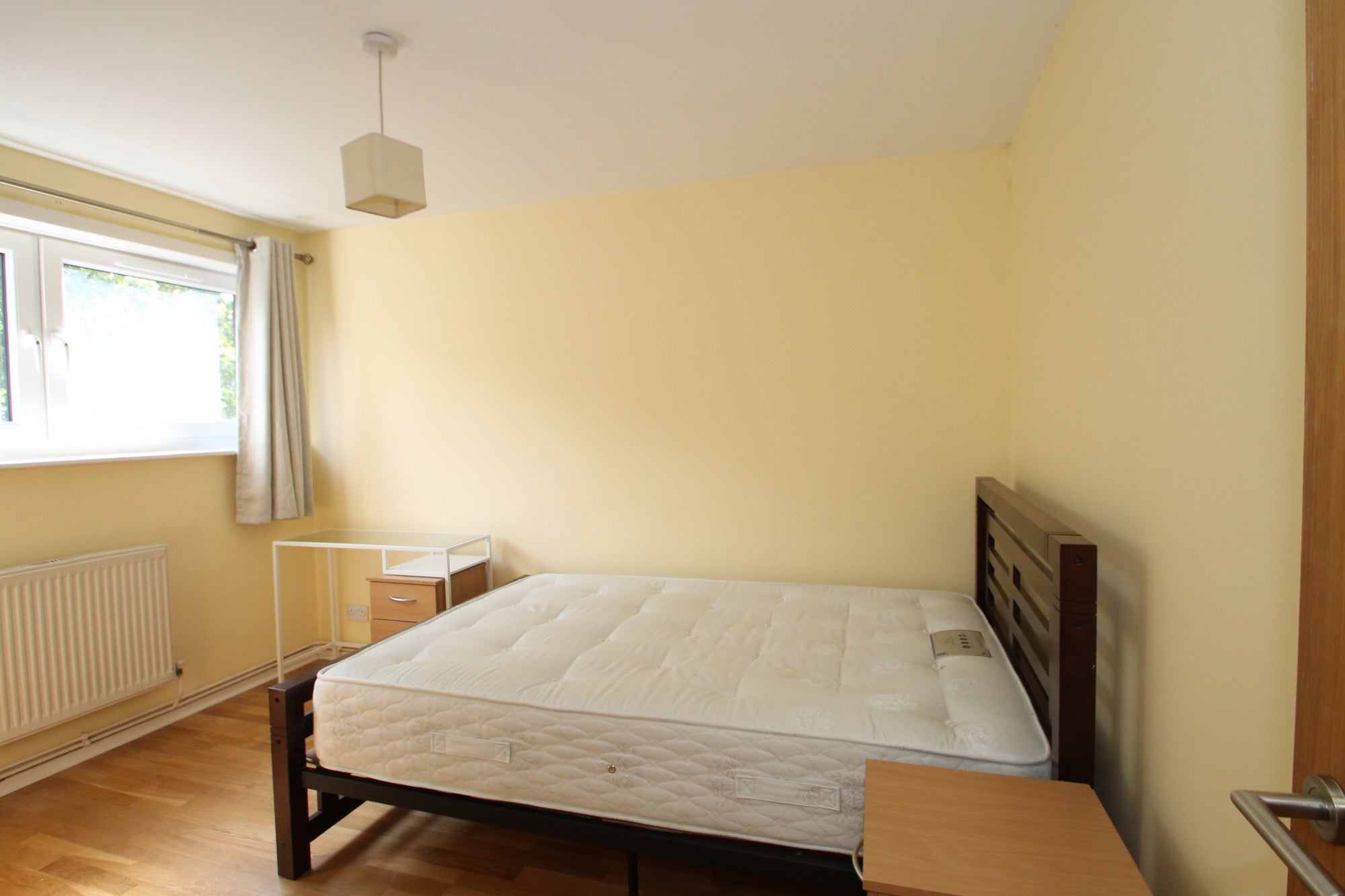 Flat Chillingworth Road in Greater London