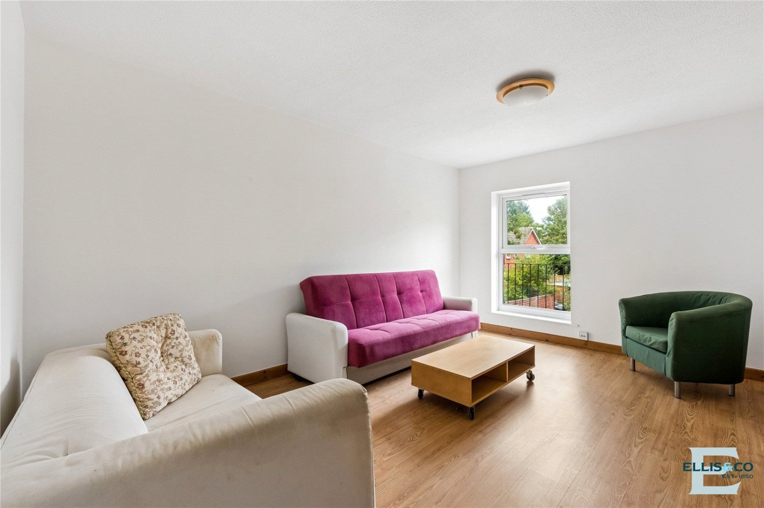 Flat Portland Place in Greater London