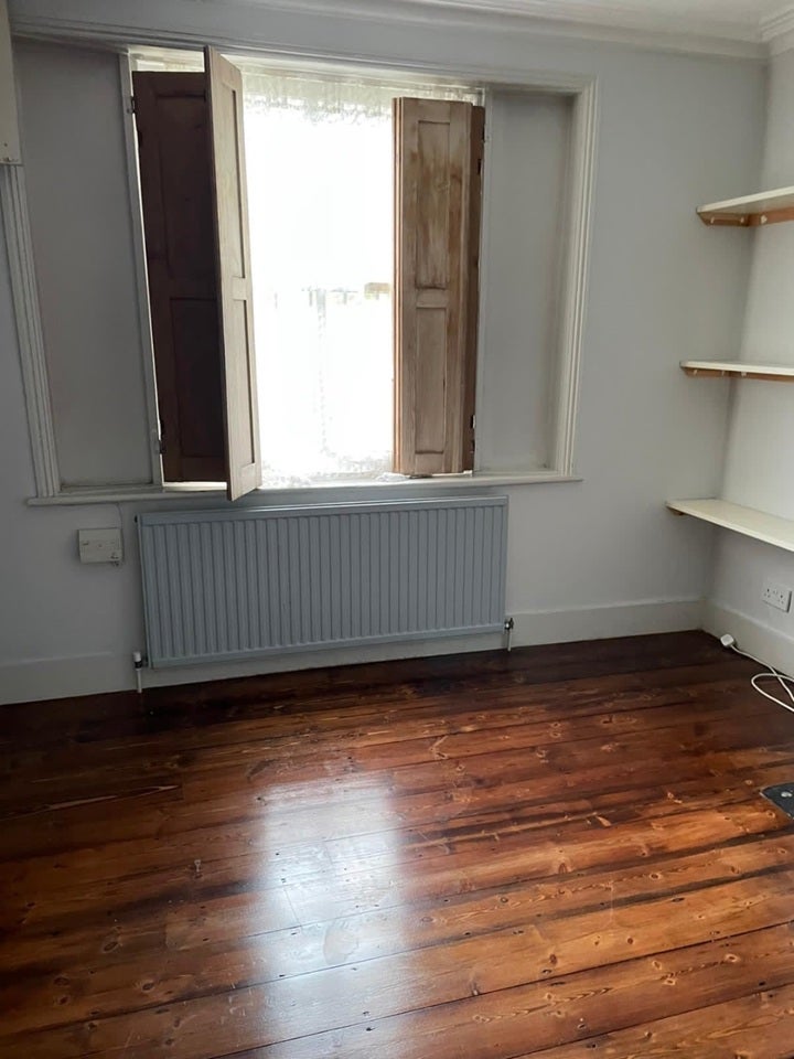 Room Victoria Park Road in Greater London