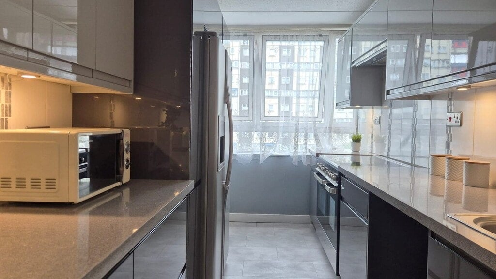 Flat Charlotte Despard Avenue in Greater London