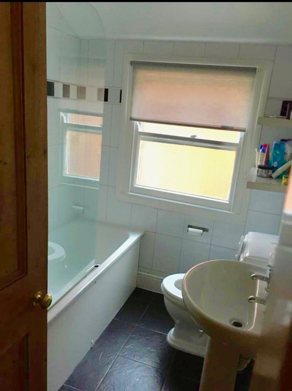 Room Rectory Road in Nottingham
