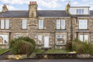 Flat Dean Road in Bo'ness