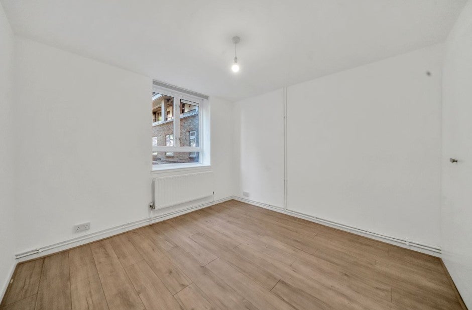 Flat Hilgrove Road in Greater London