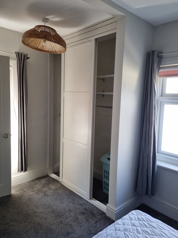 Room Beaconsfield Road in Christchurch