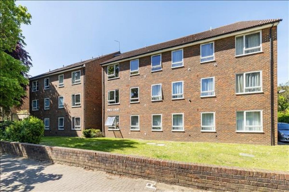 Flat Parkside in Greater London