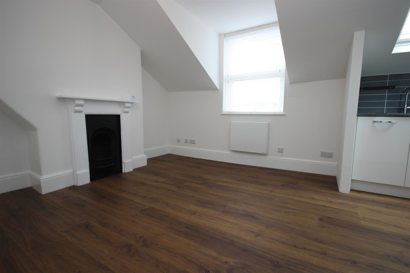 Flat Leighton Terrace in Exeter