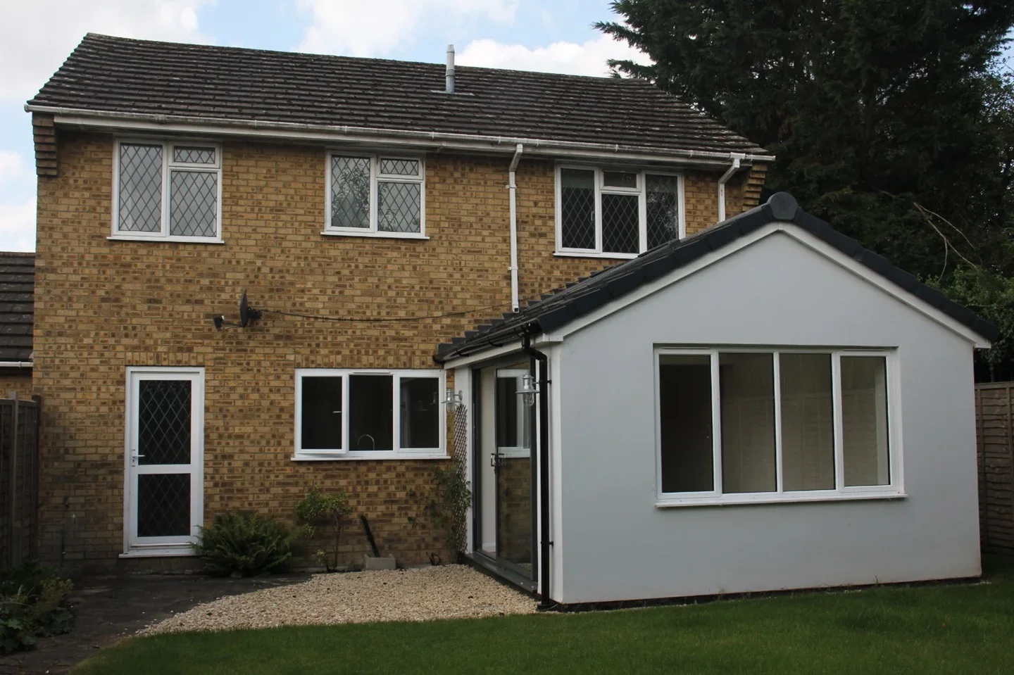 House Pear Tree Close in Seer Green