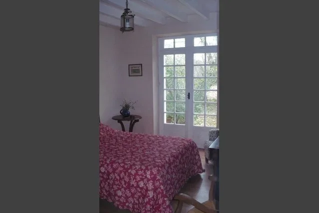 Room Route de Moun Caou in Saubrigues