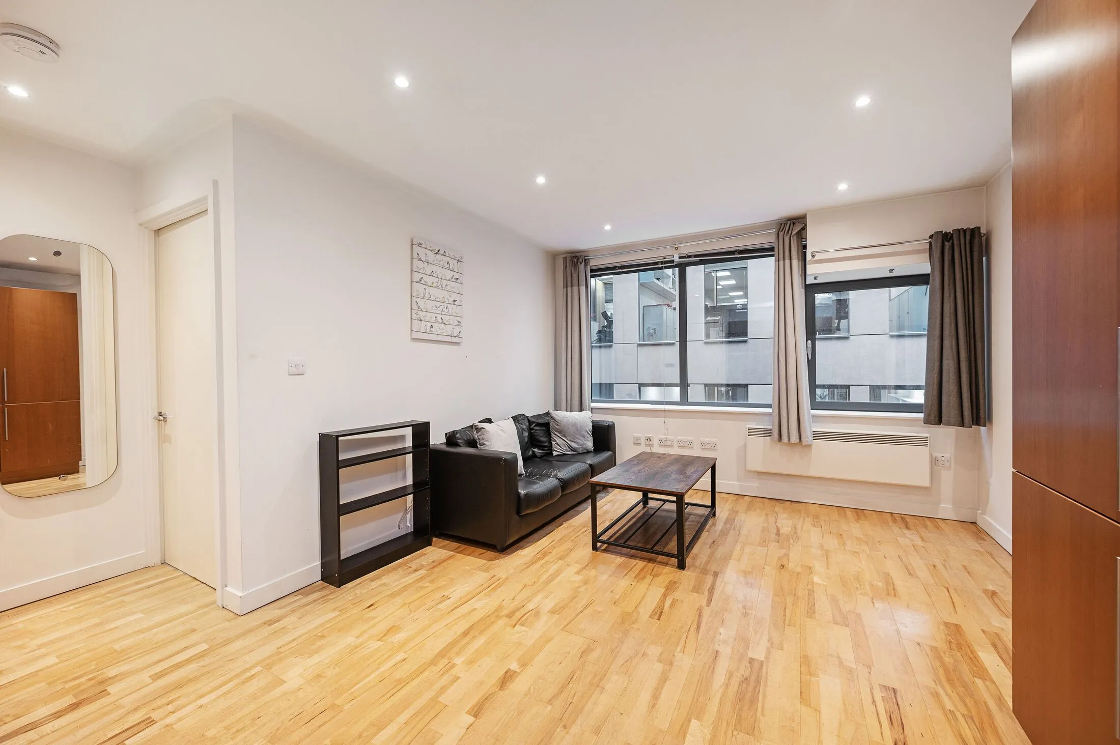 Flat Greystoke Place in City of London