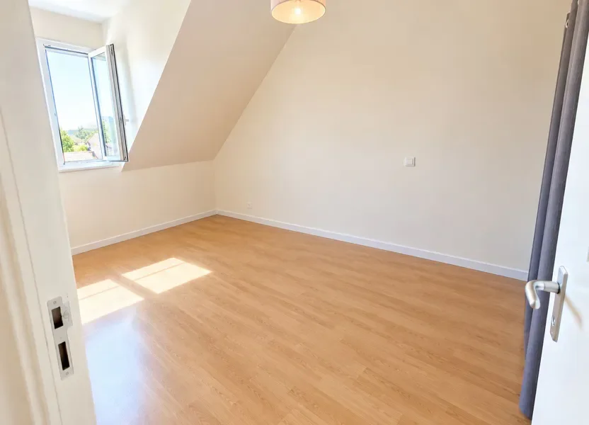 Flat Rue de Brie in Mandres-les-Roses