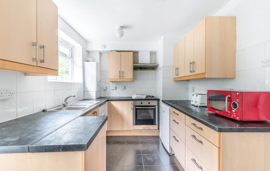 Flat Linnet Close in Hertsmere