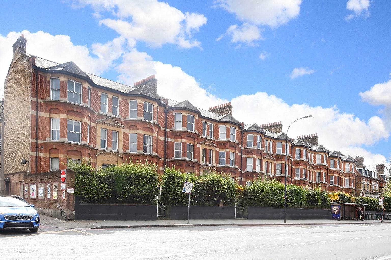 House New Cross Road in Greater London