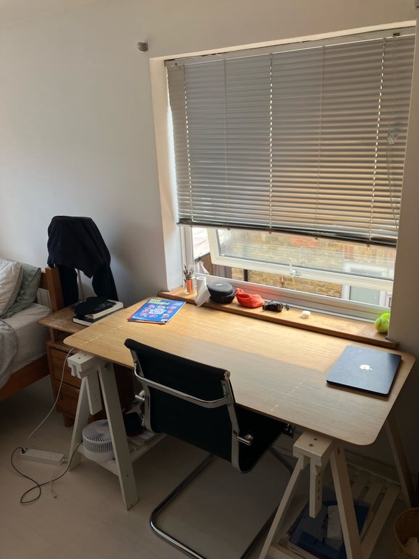Room Leylang Road in Greater London