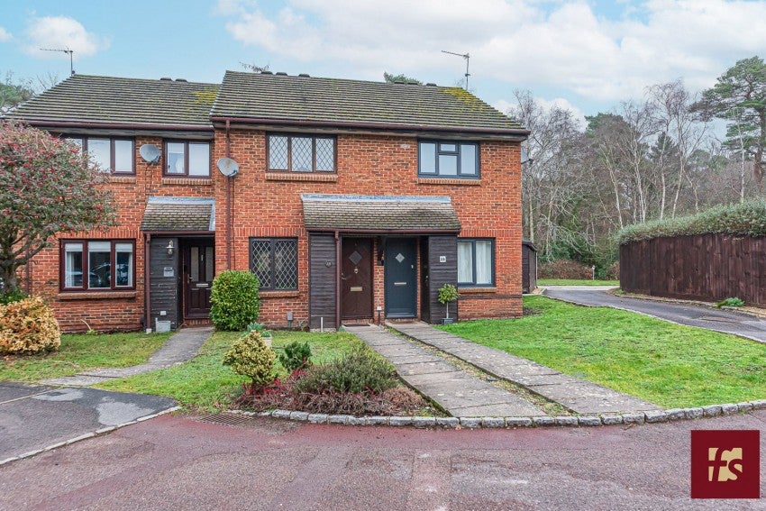 House Otter Close in Wokingham Without