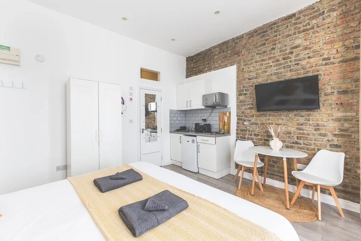 Flat Fordwych Road in Greater London