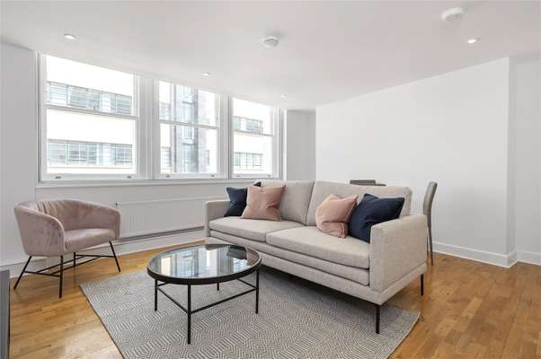 Flat Minories in City of London