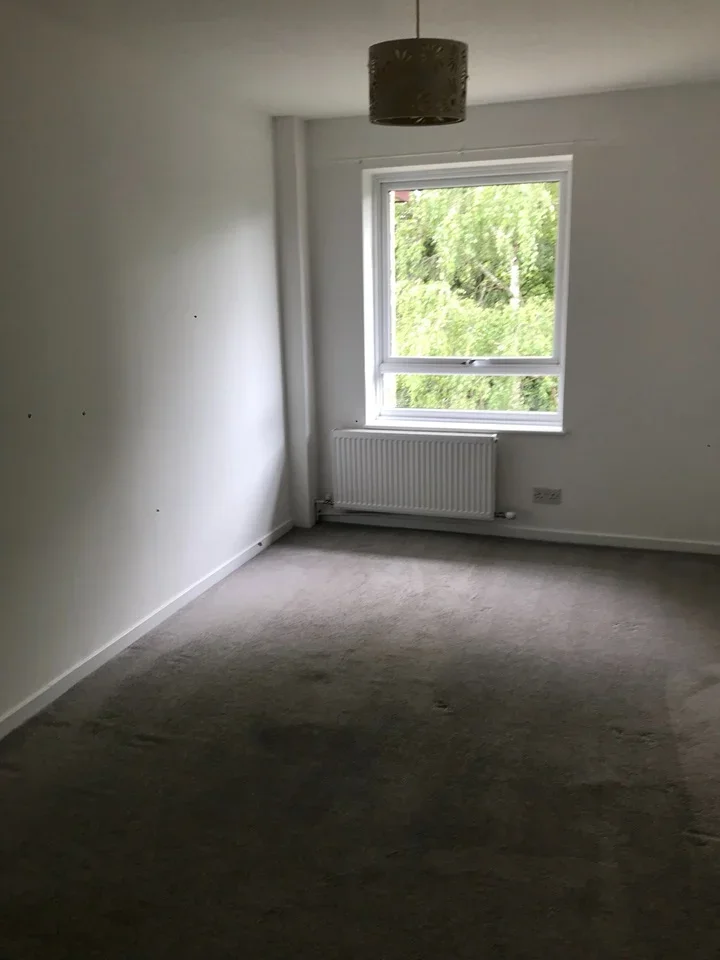 Flat Westmoreland Road in Greater London