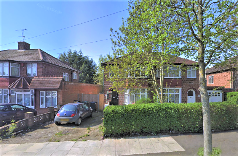 House Booth Road in Greater London
