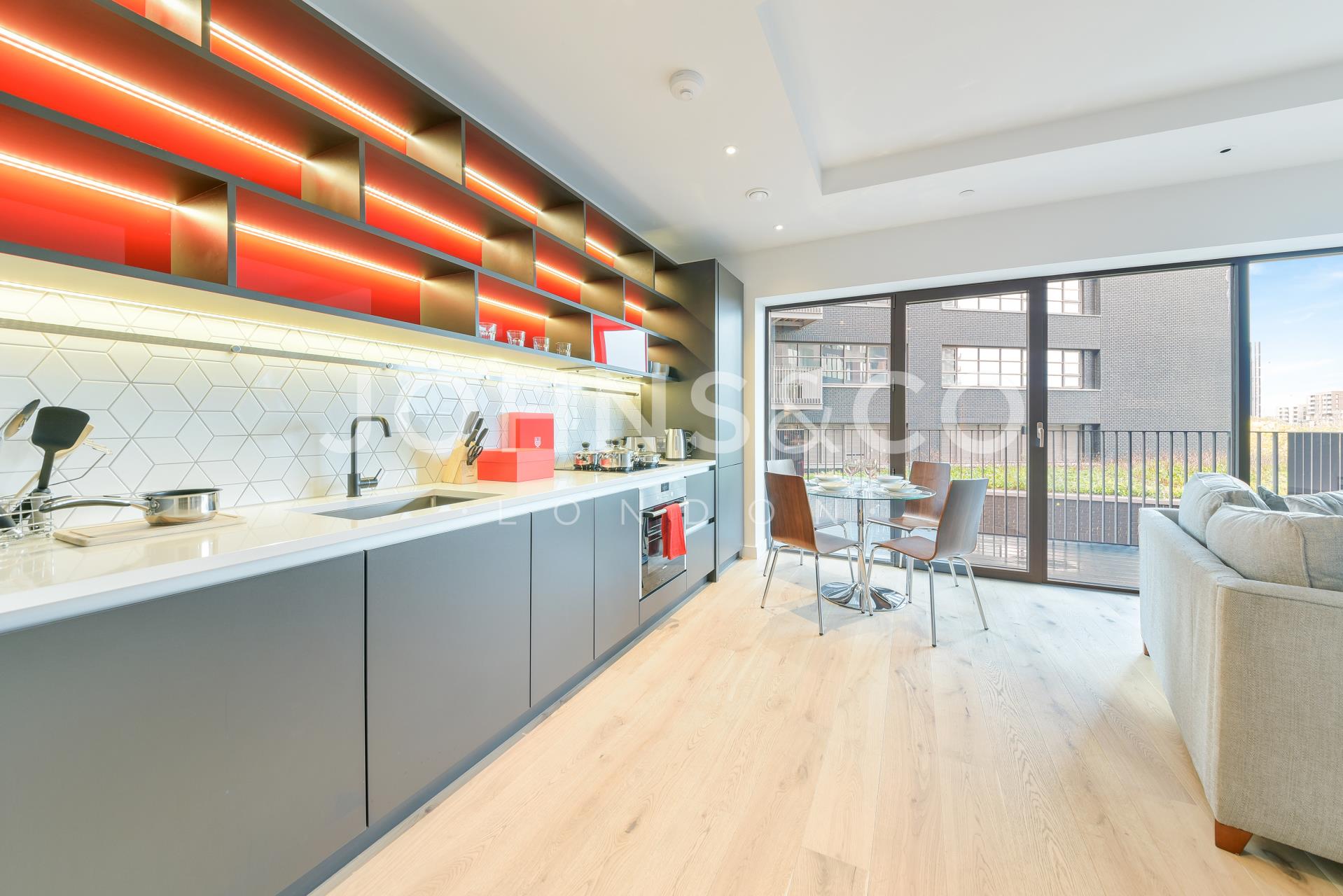 Flat Lyell Street in Greater London