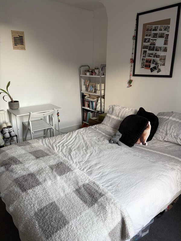 Room Stockwell Road in Greater London