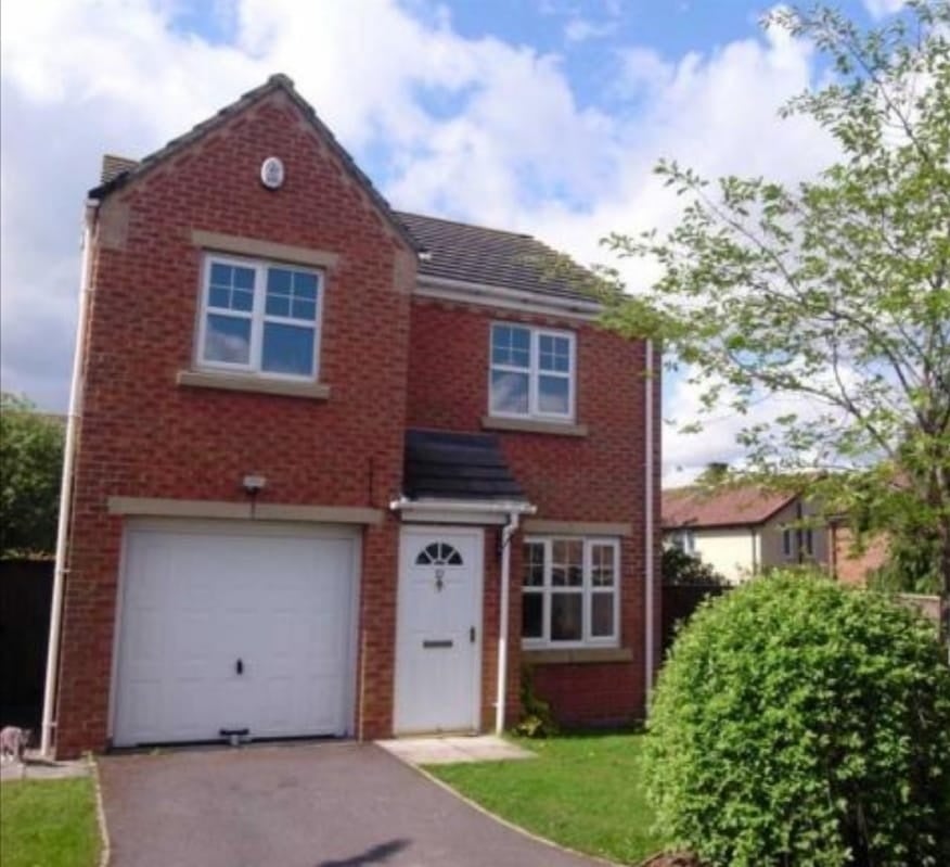 Room Grangemoor Close in Darlington