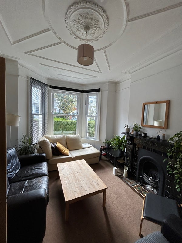 Room Bramfield Road in Greater London