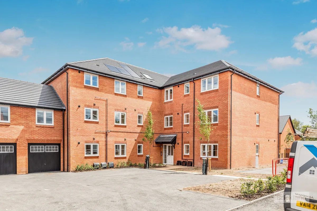 House Meadow House Drive in Coventry