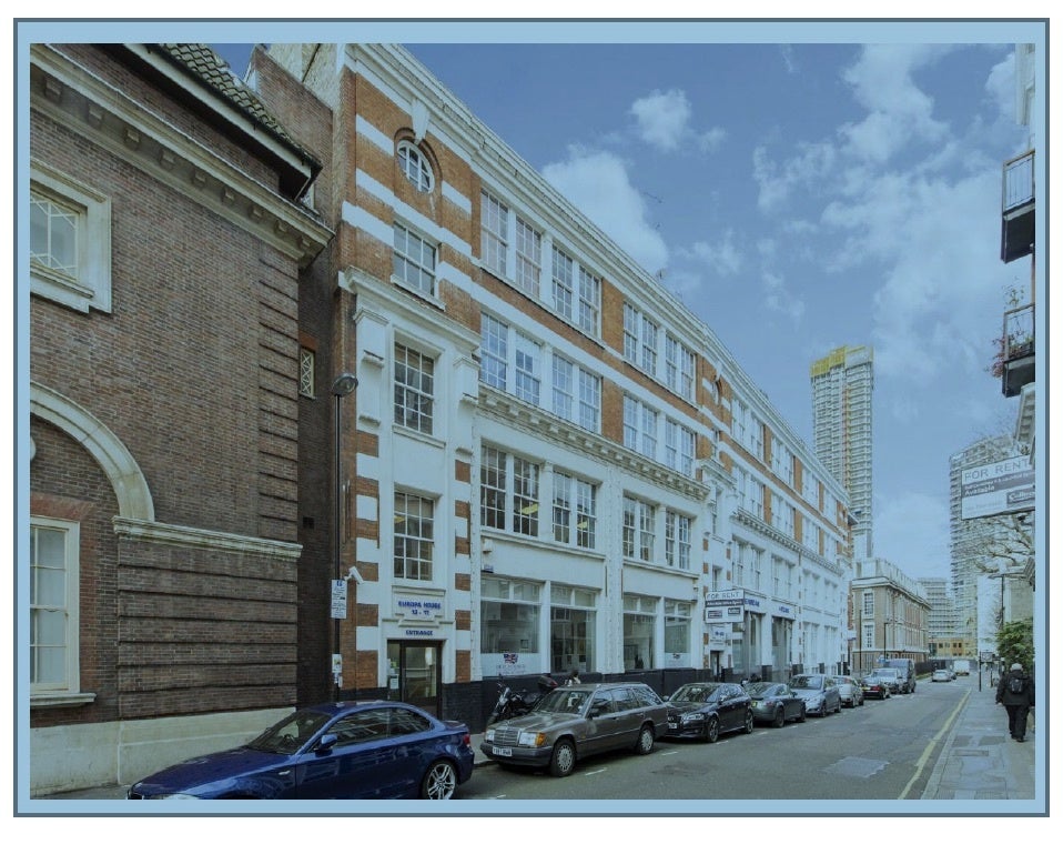 Flat Ironmonger Row in Greater London
