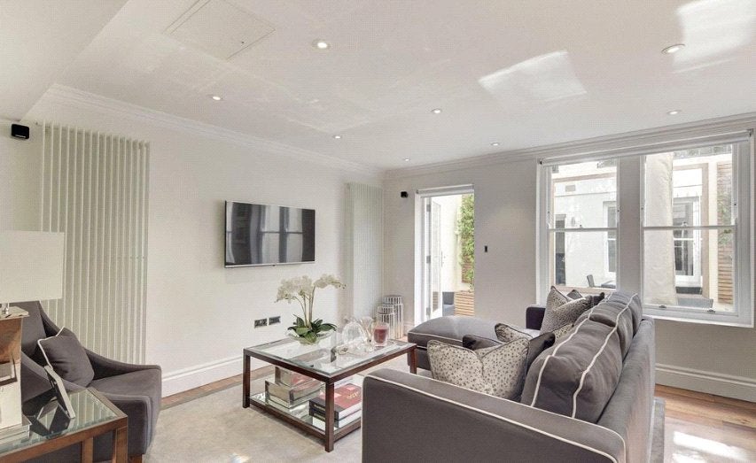 House Kensington Gardens Square in City of Westminster
