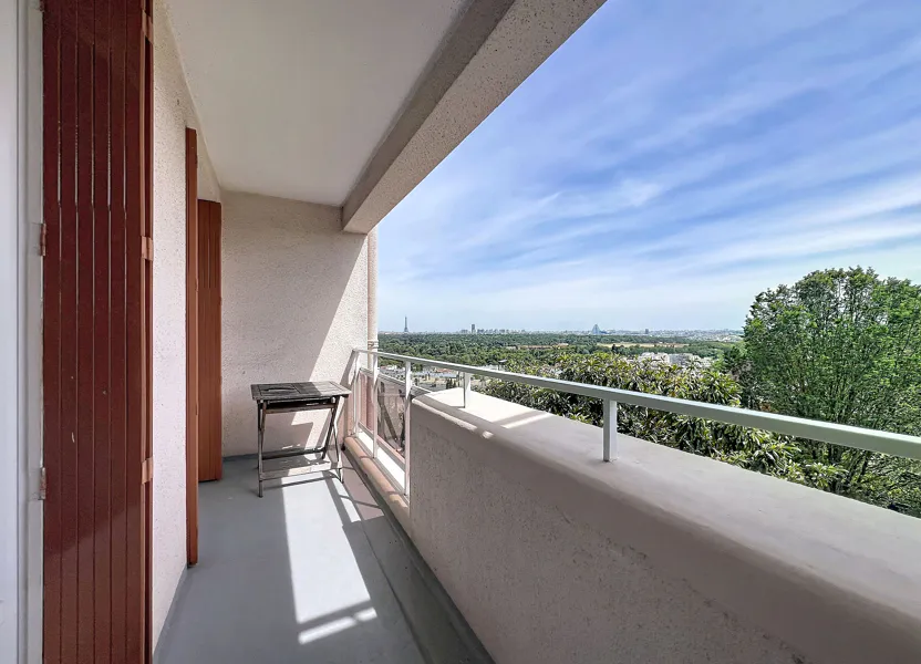 Flat Domaine des Hocquettes in Suresnes